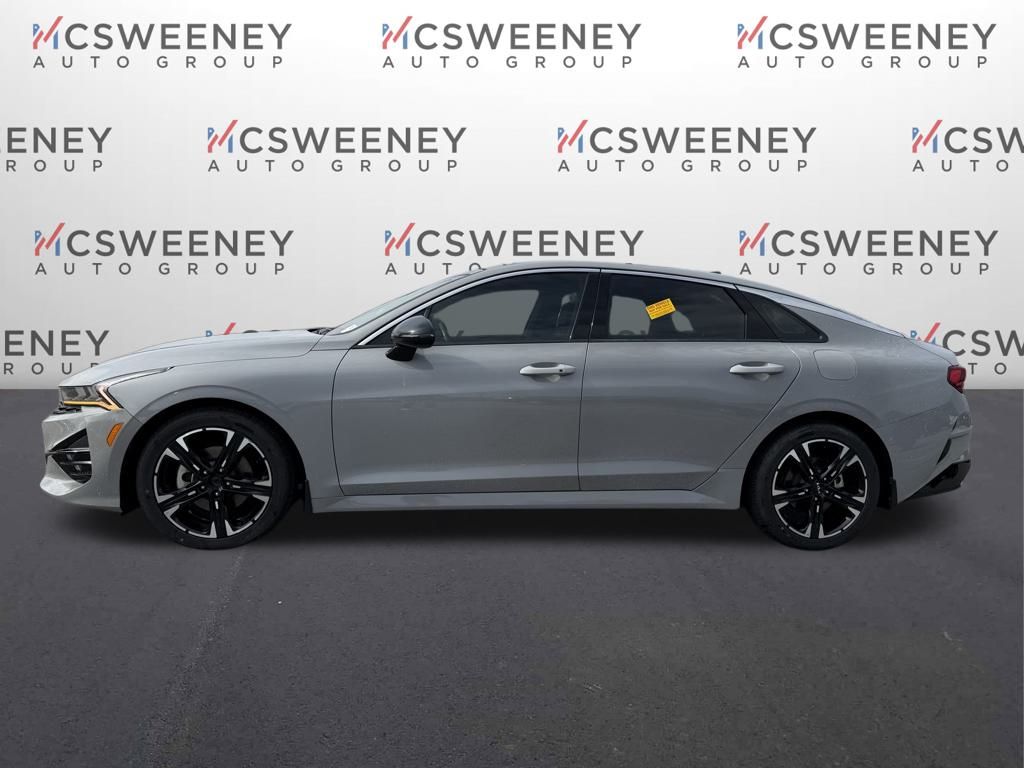 2023 Kia K5 GT-Line photo 2