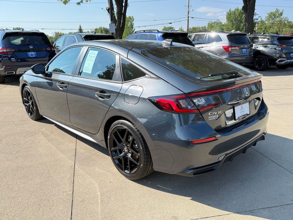 2025 Honda Civic Sport photo 3