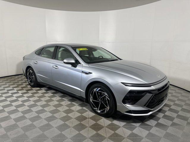 2026 Hyundai Sonata SEL's photo