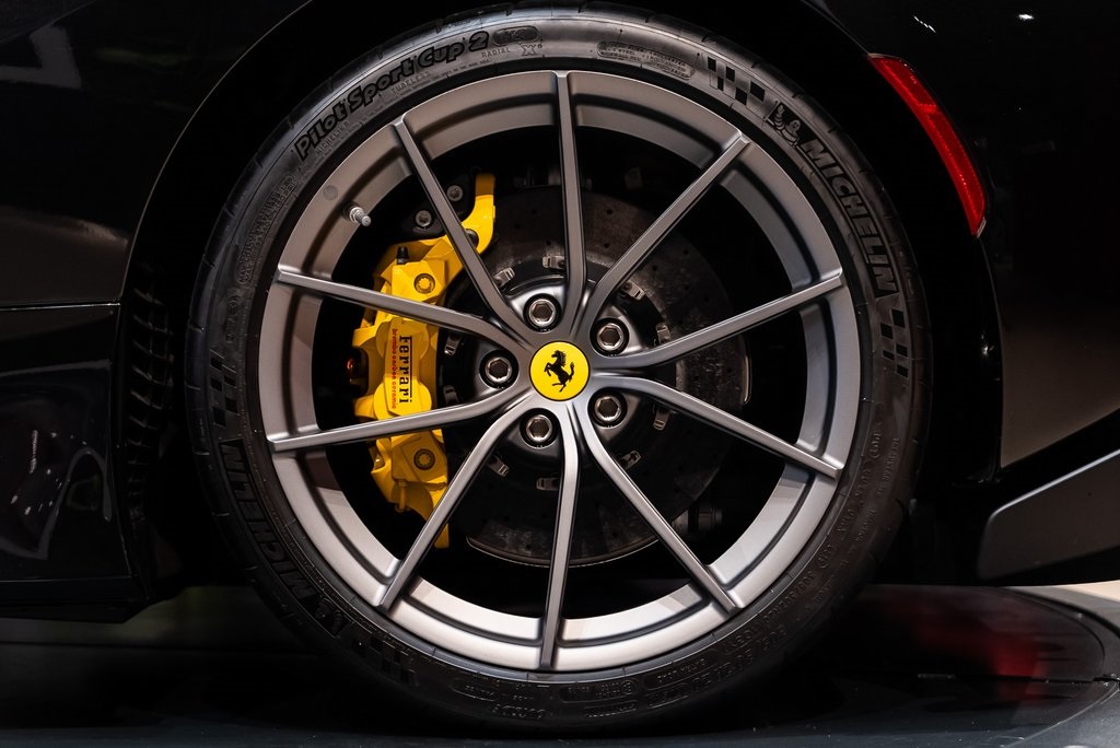2020 Ferrari 488 Pista photo 13