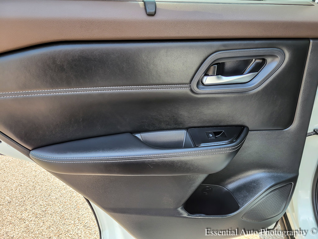 2023 NISSAN ROGUE - Image 19