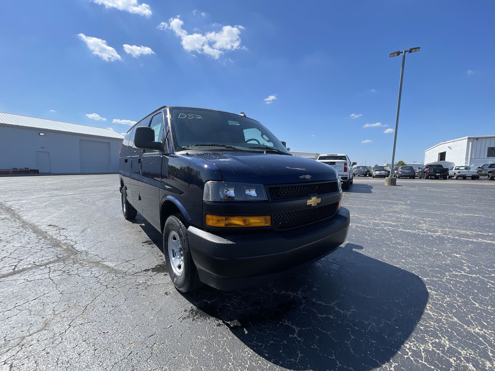2025 Chevrolet Express Cargo 3500 photo 58