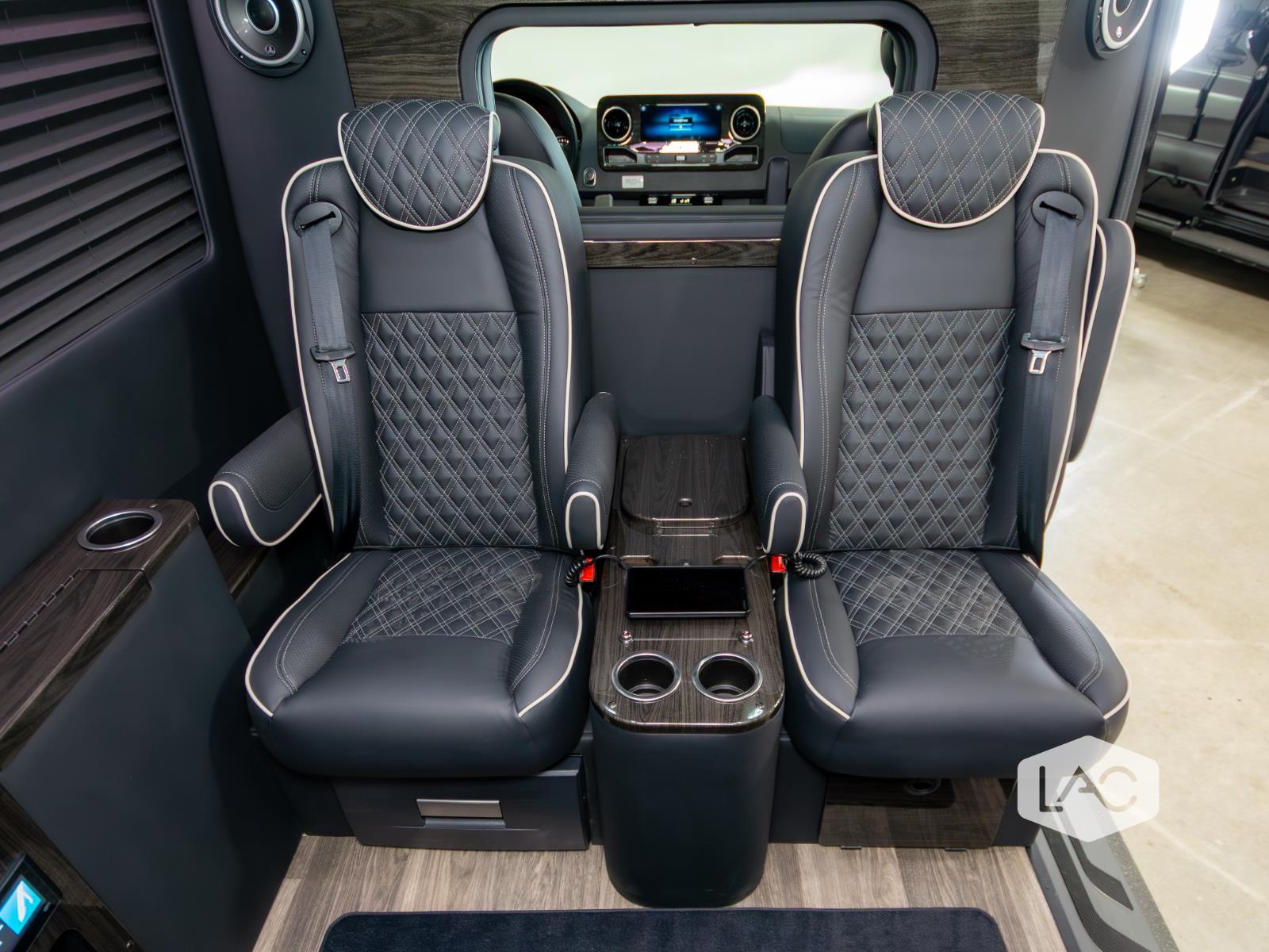 2024 Mercedes Benz Sprinter 3500 photo 16