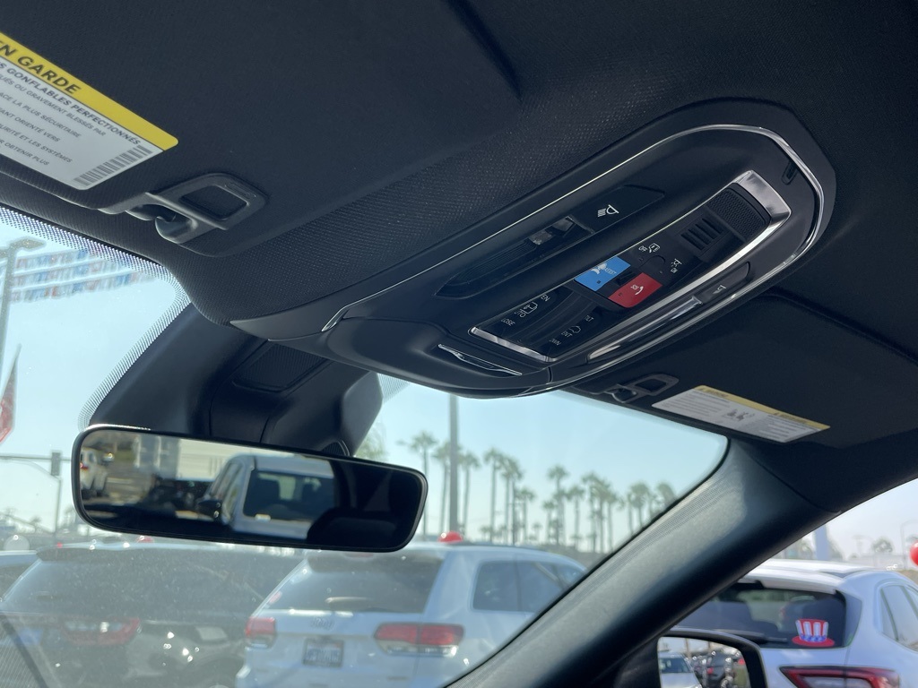 2025 Jeep Grand Cherokee Laredo X photo 29