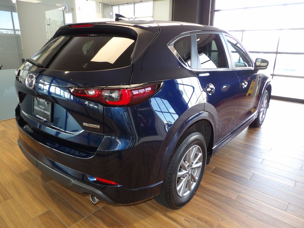 2024 Mazda CX-5 2.5 Select photo 6