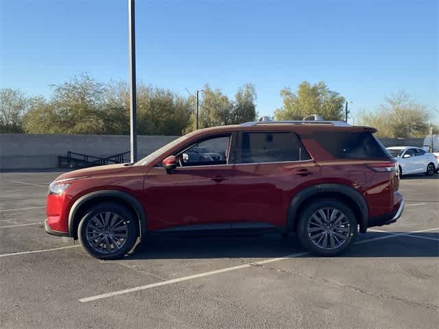 2025 Nissan Pathfinder SL photo 3