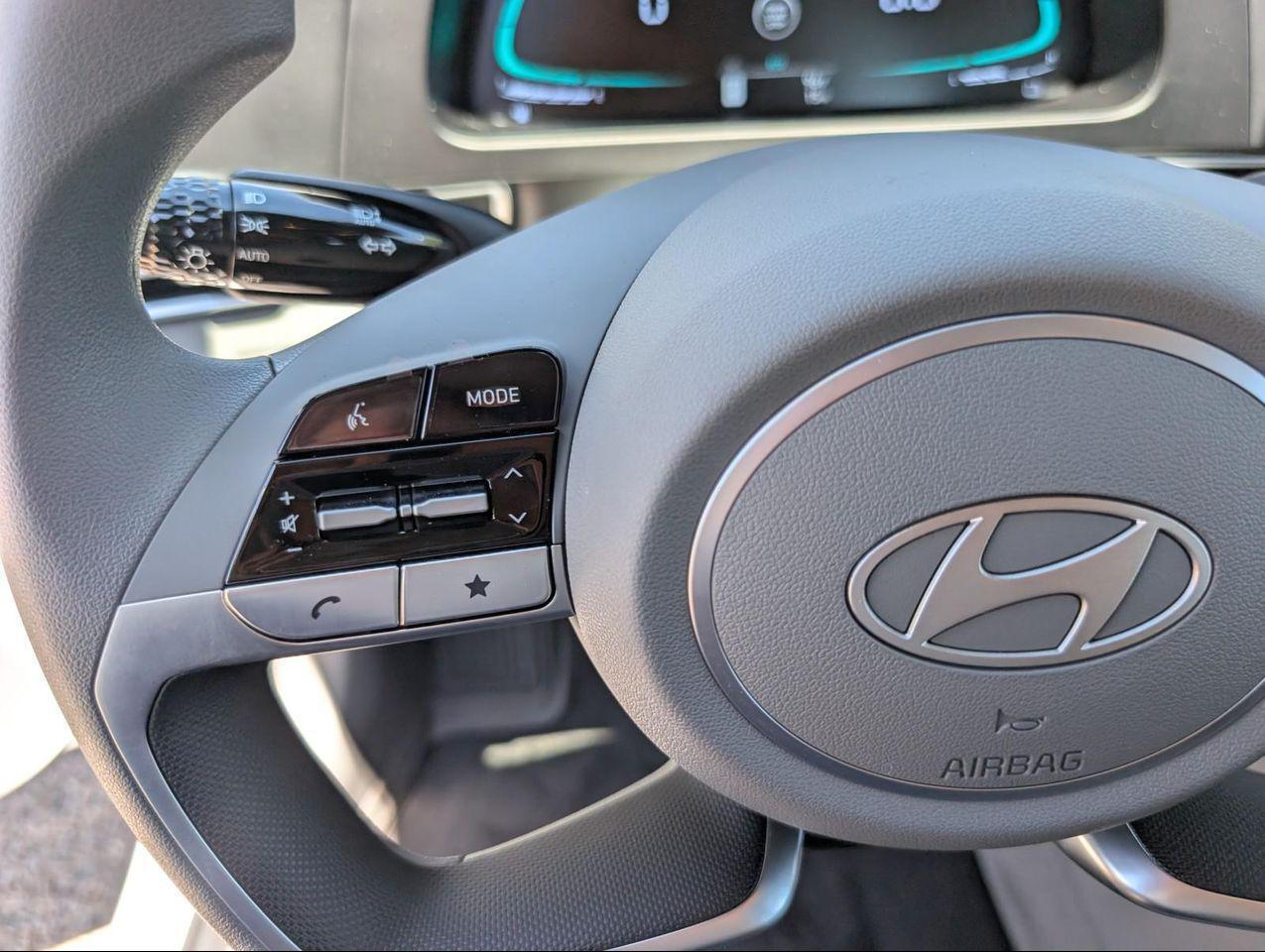 2025 Hyundai Elantra Hybrid Blue photo 14