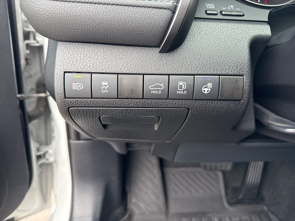 2022 Toyota Camry XSE photo 8