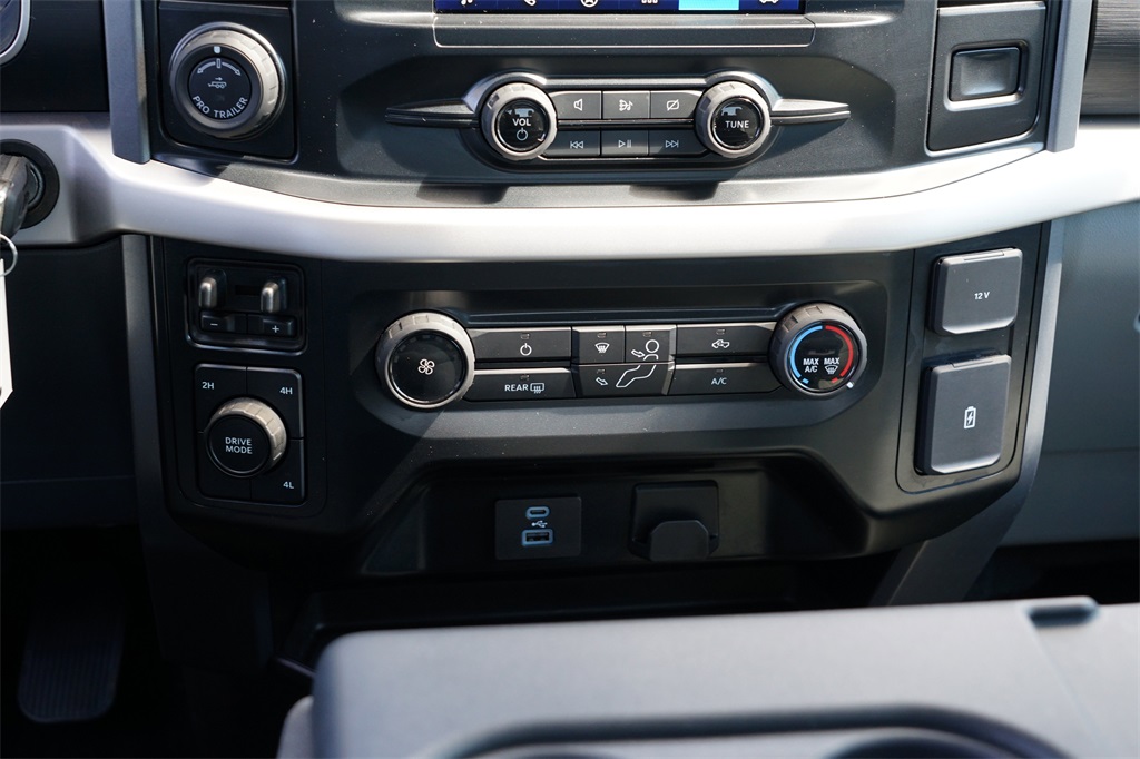 2023 Ford F-150 XLT photo 22