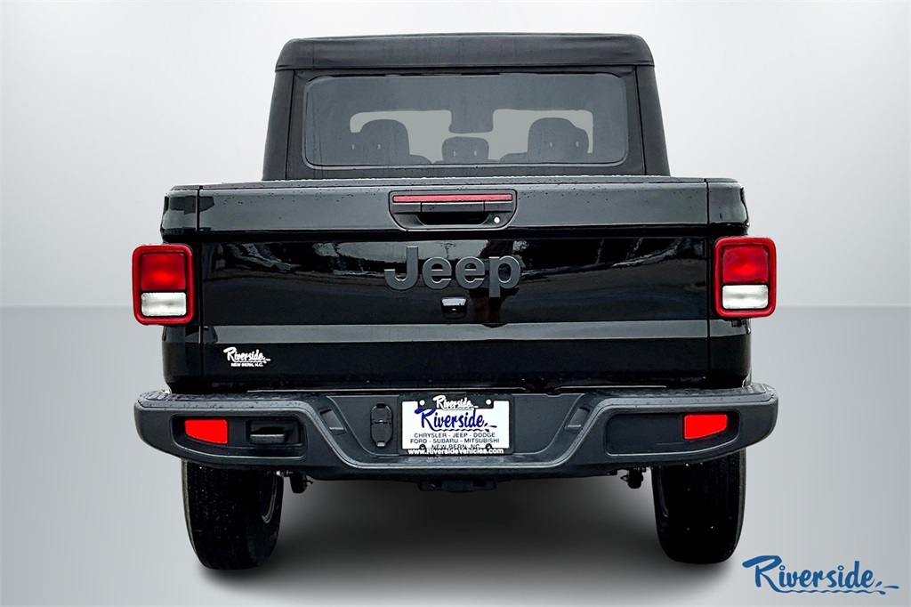 2025 Jeep Gladiator Sport S photo 4