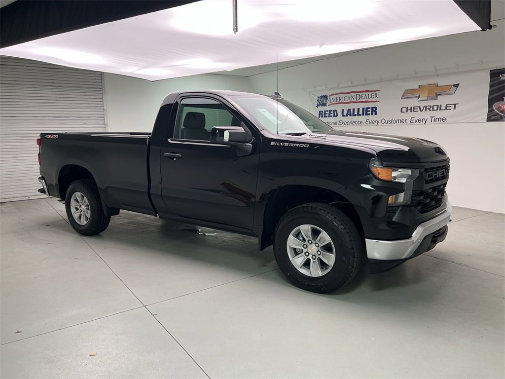 2025 Chevrolet Silverado 1500 photo 2