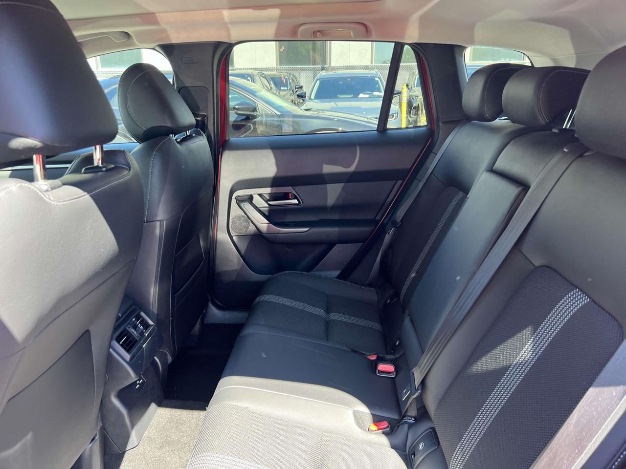 2023 Mazda CX-50 2.5 Preferred Plus photo 9
