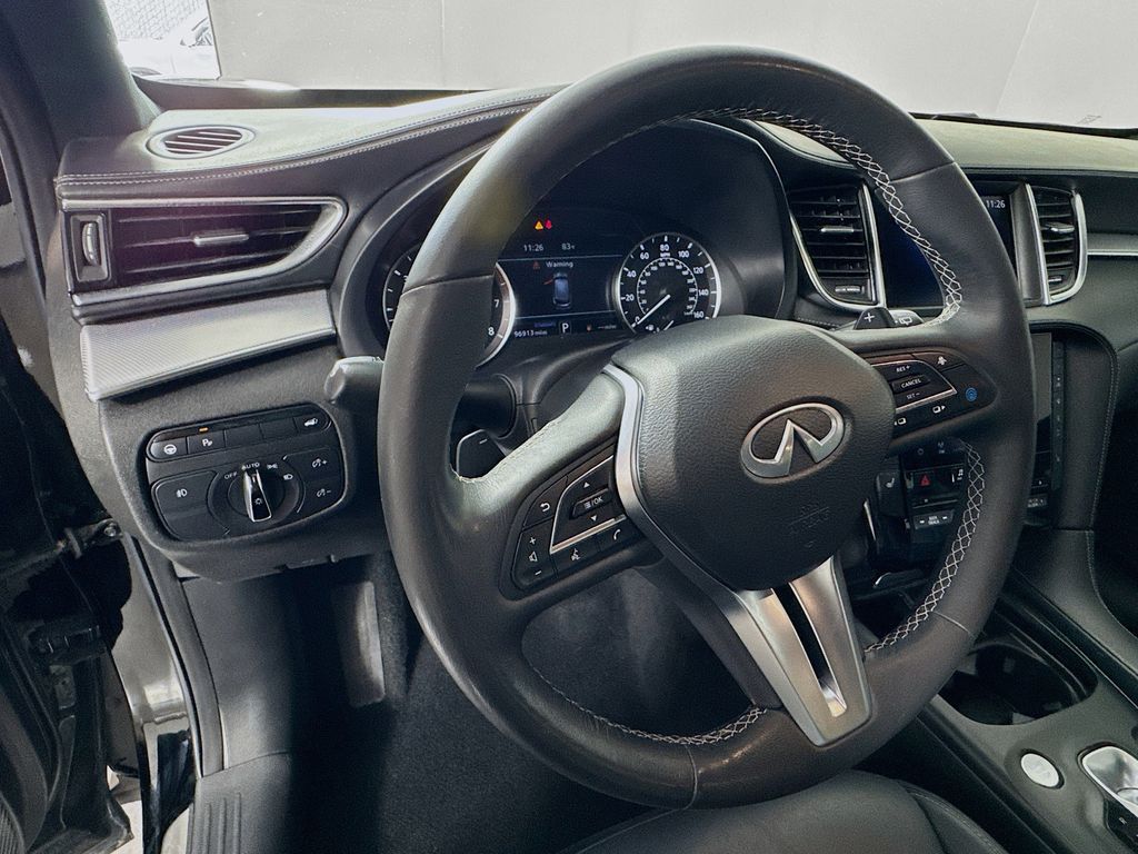 2021 Infiniti QX50 Luxe photo 9