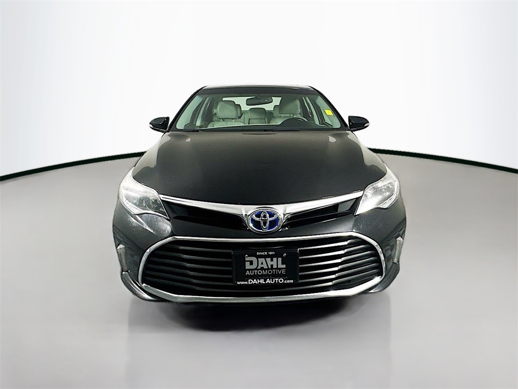 2016 Toyota Avalon Hybrid Limited photo 3