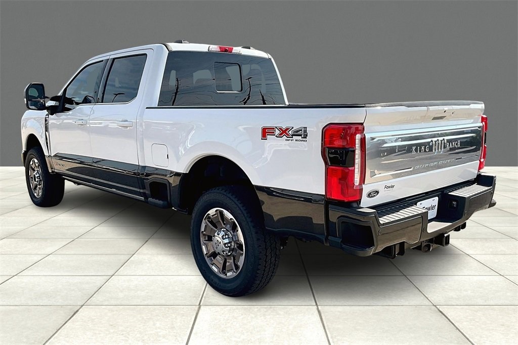 2025 Ford F-250 photo 3