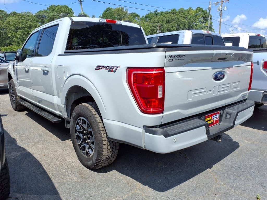 2023 Ford F-150 XLT photo 2