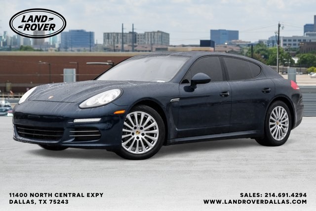 2016 Porsche Panamera Base's photo