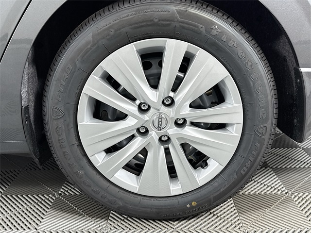 2025 Nissan Sentra S photo 2