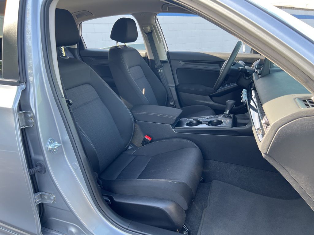 2023 Honda Civic LX photo 24