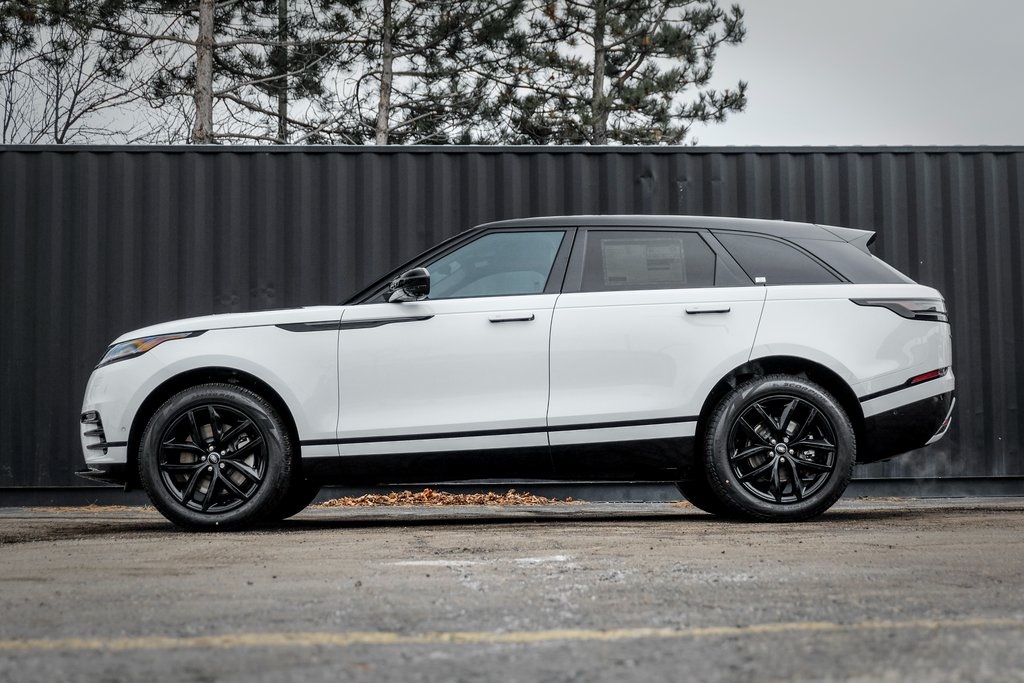 2026 Land Rover Range Rover Velar SE photo 3