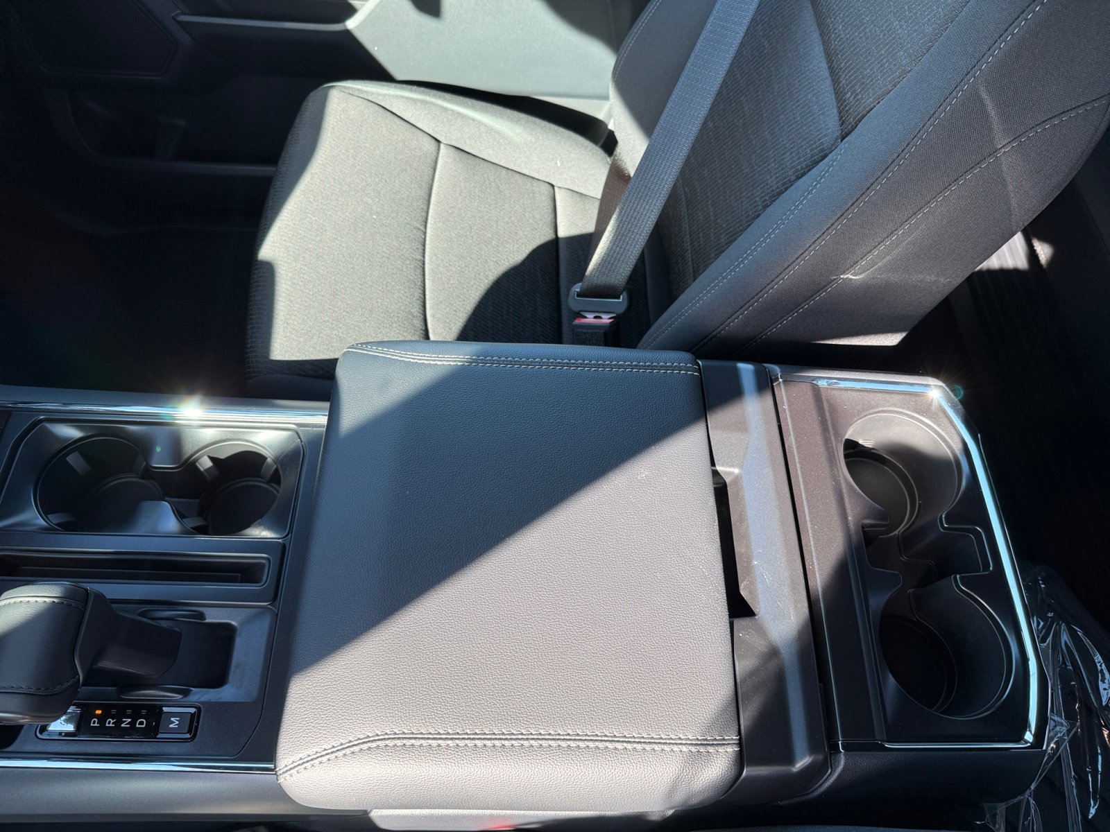 2025 Ford F-150 XLT photo 13