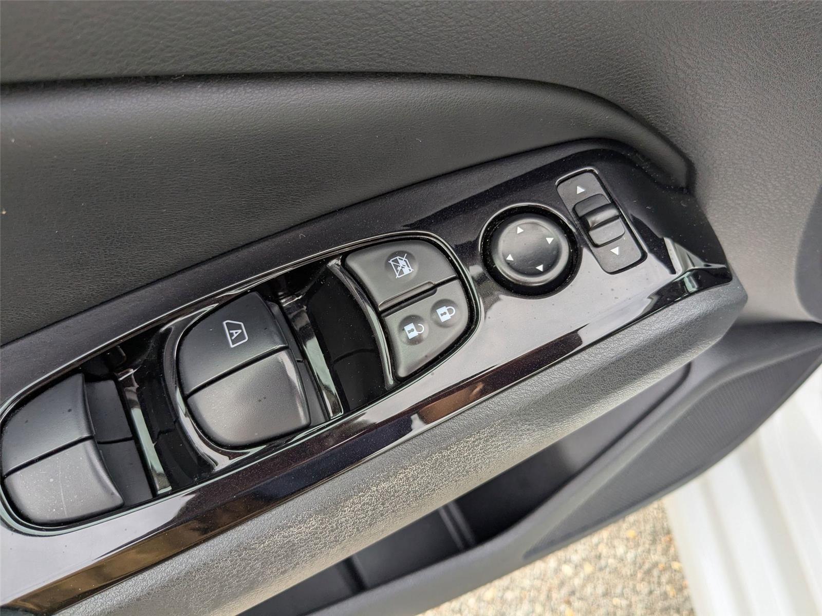 2024 Nissan Altima 2.5 SR photo 13