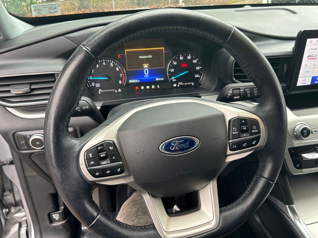 2022 Ford Explorer XLT photo 16