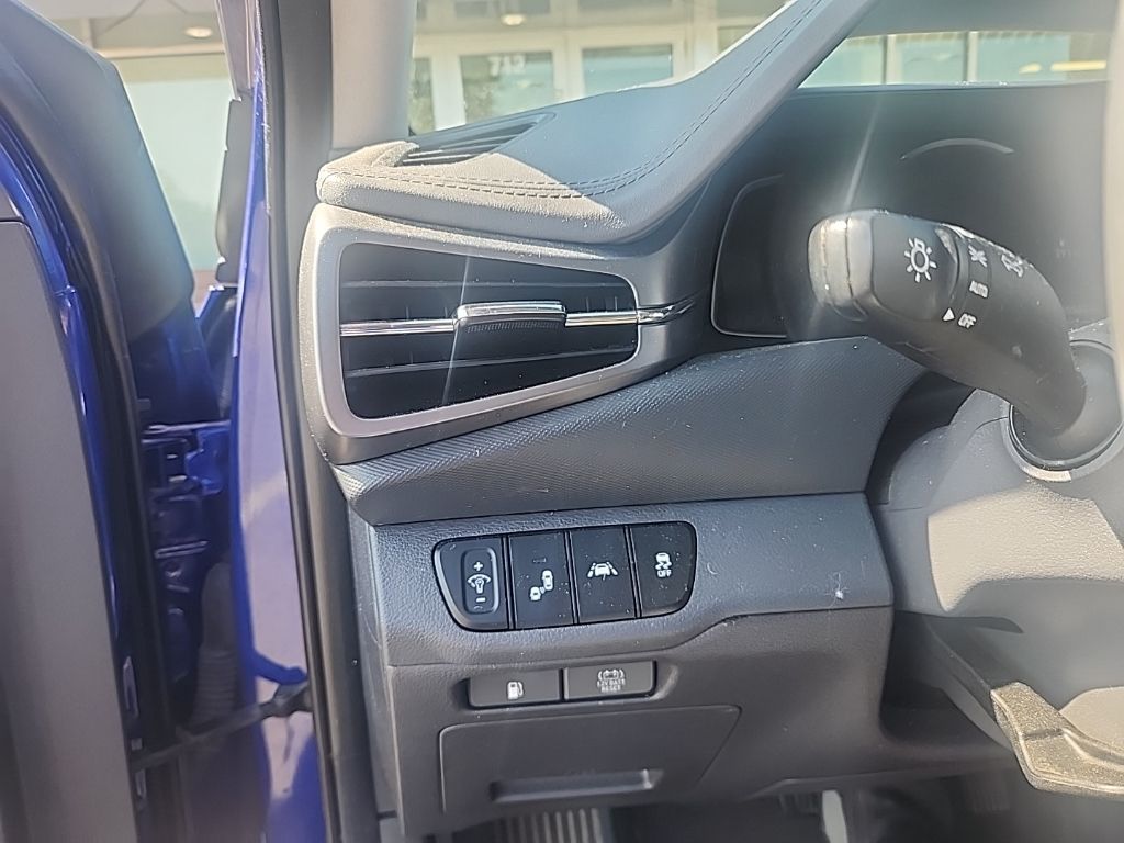 2021 Hyundai Ioniq Limited photo 18
