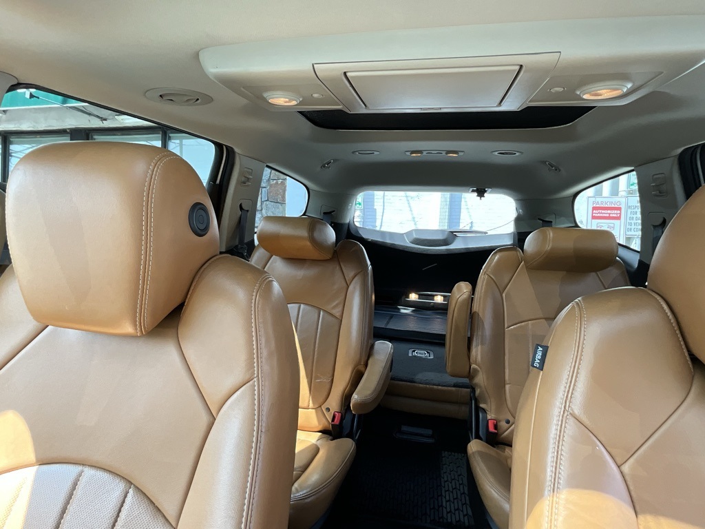 2014 Chevrolet Traverse LTZ photo 21