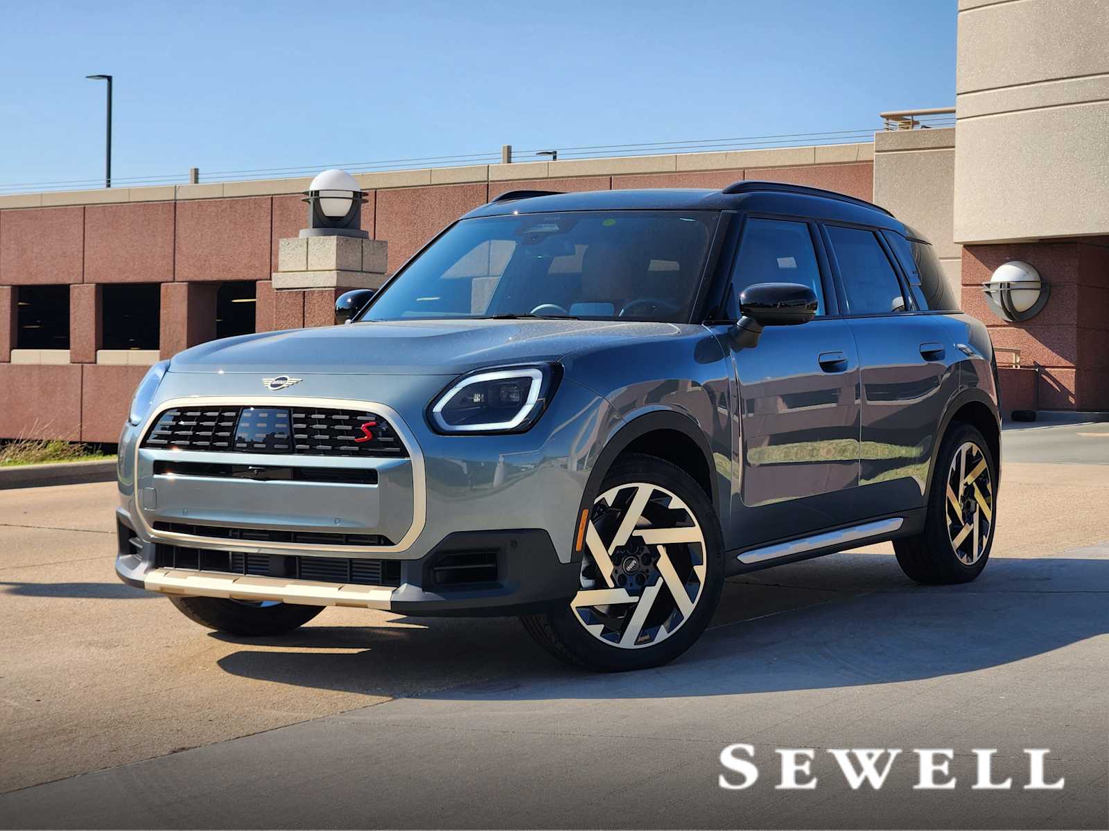 2026 MINI Countryman S's photo