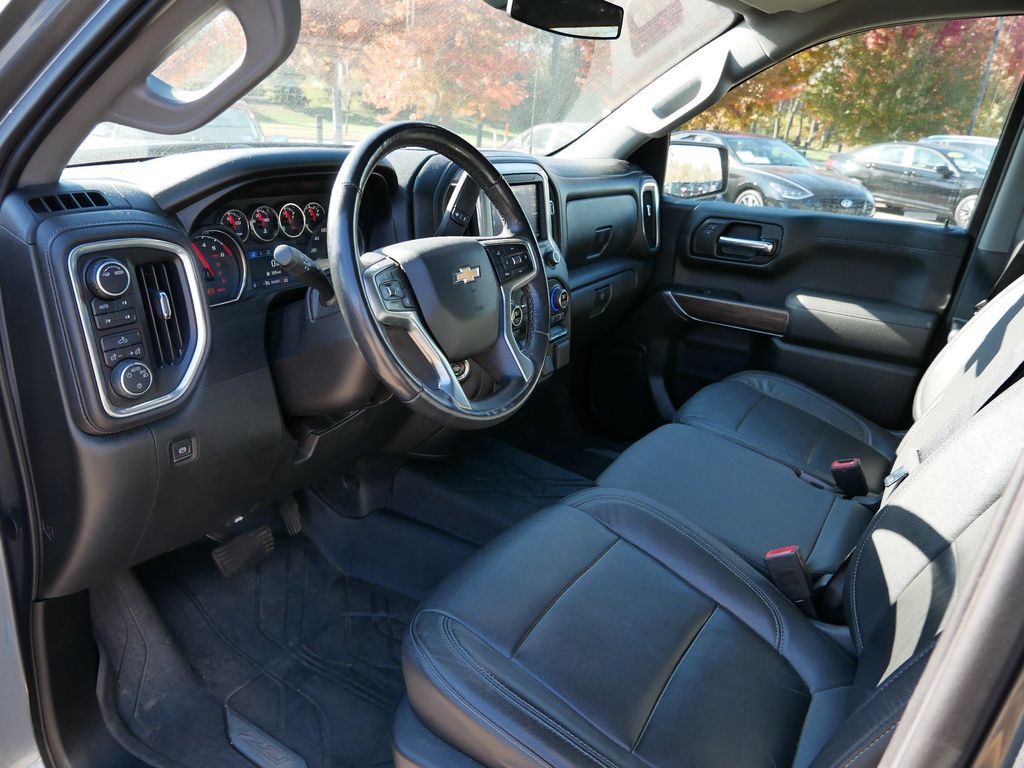 Certified 2020 Chevrolet Silverado 1500 LT with VIN 1GCUYDED7LZ108113 for sale in Coon Rapids, Minnesota