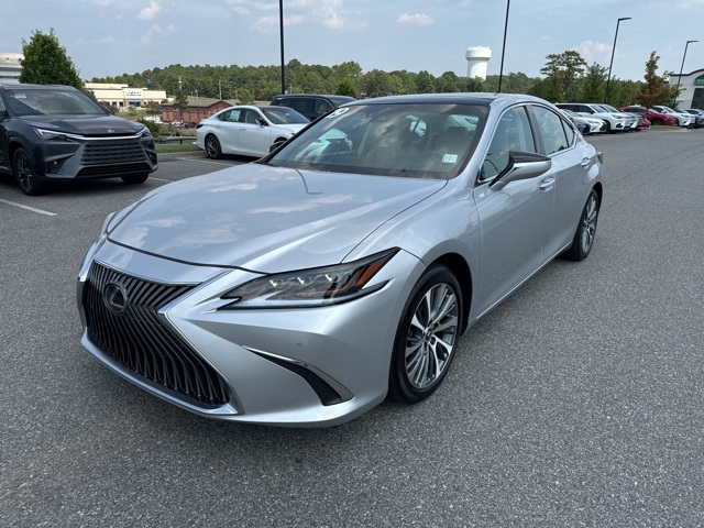 2019 Lexus ES 350 Luxury photo 8