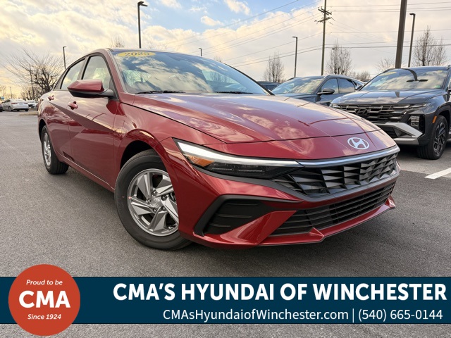 2025 Hyundai Elantra SE