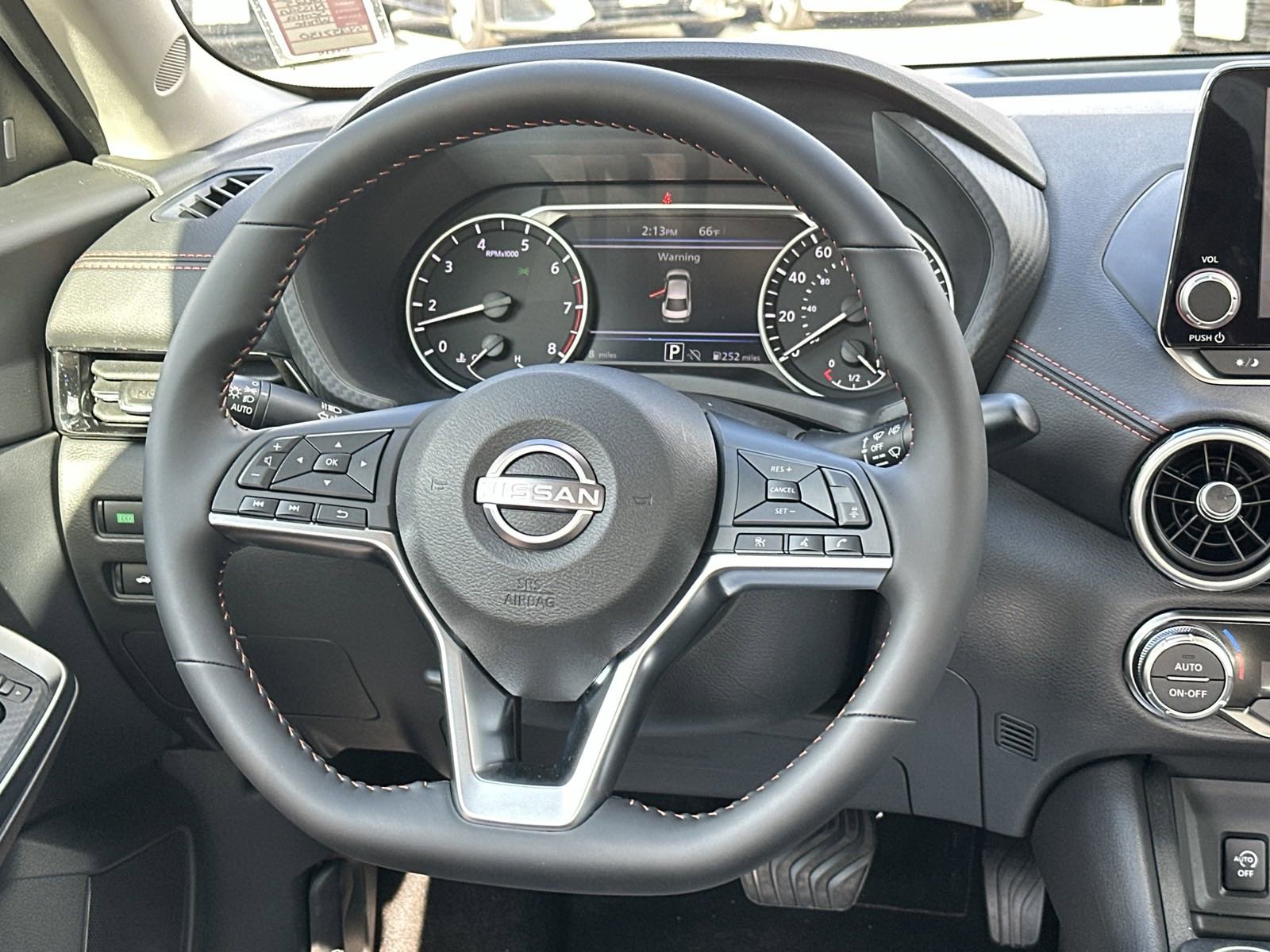 2025 Nissan Sentra SR photo 23