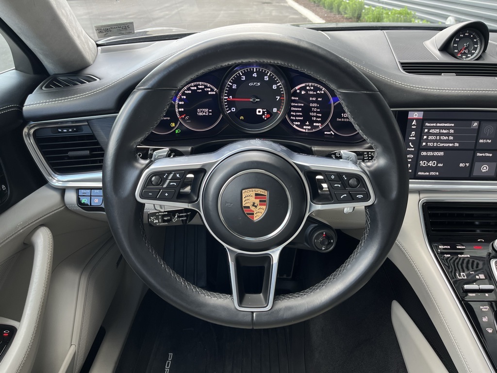 2020 Porsche Panamera Sport Turismo GTS photo 11