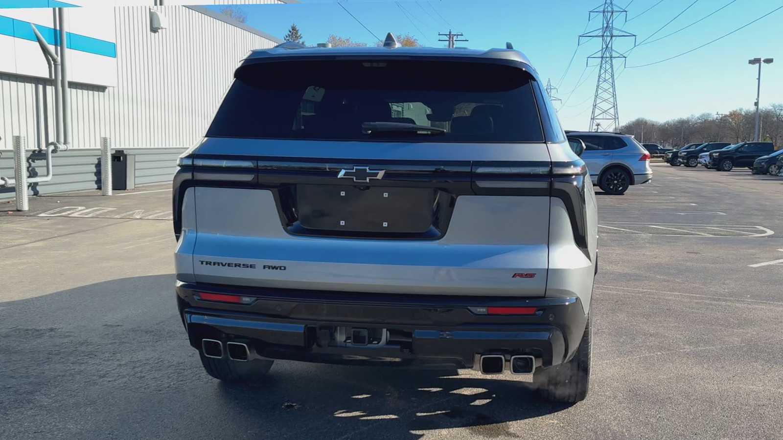 2025 Chevrolet Traverse RS photo 2