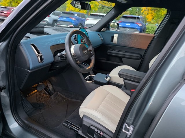 2025 Mini Cooper S ALL4 photo 14