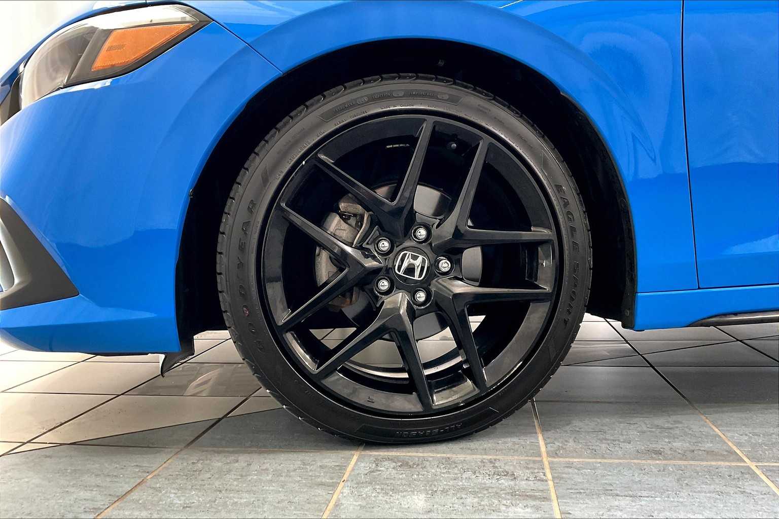 2022 Honda Civic Hatchback Sport photo 7