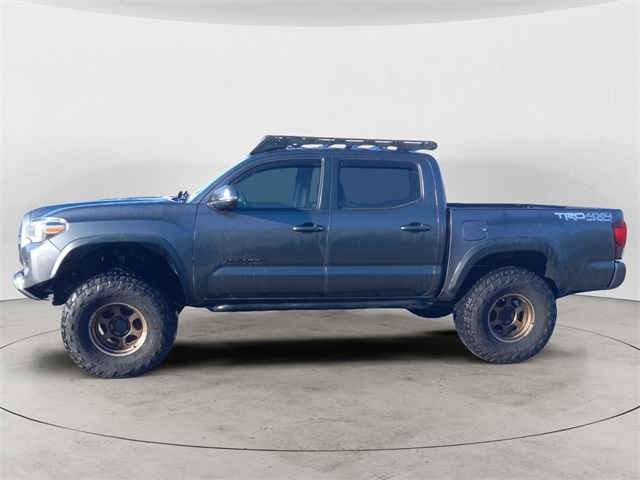 2018 Toyota Tacoma SR5 TRD Pro Sport photo 2