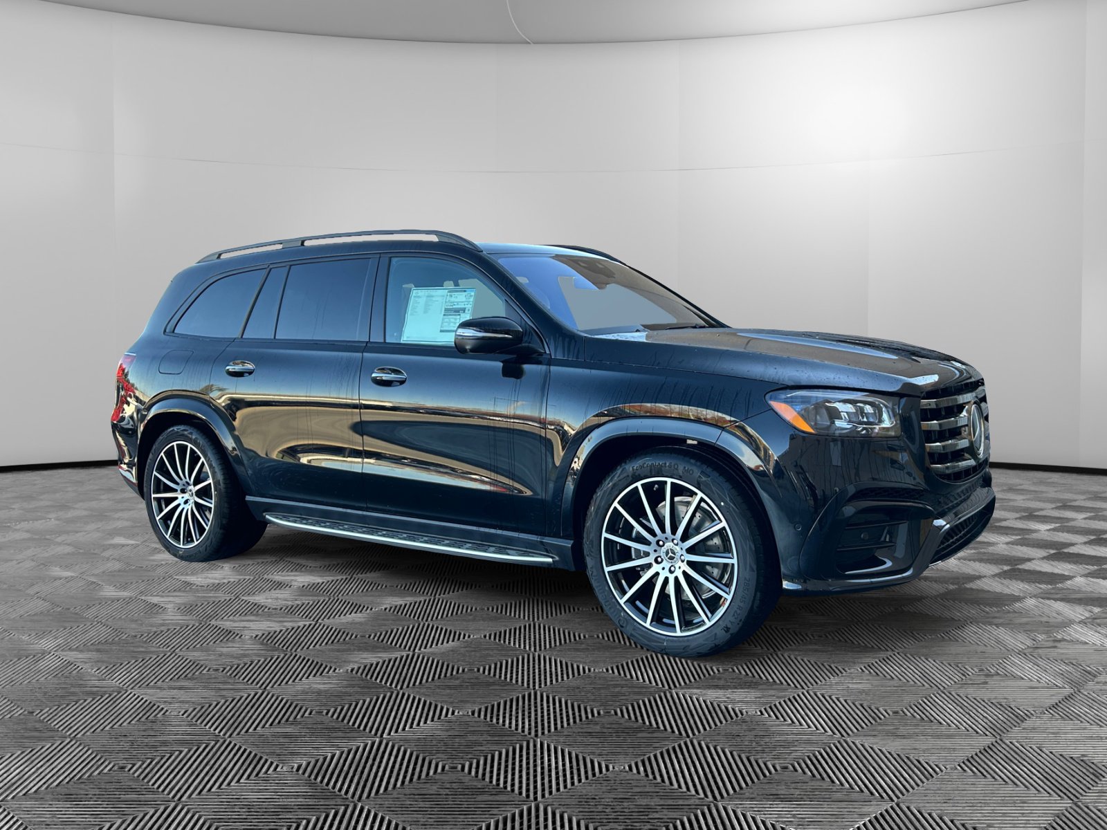 2026 Mercedes-Benz GLS Base's photo