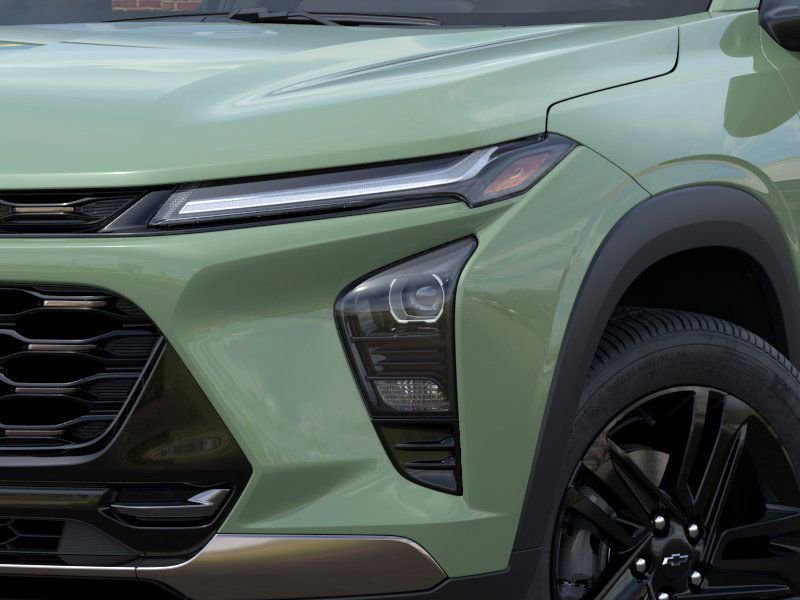 2026 Chevrolet Trax ACTIV photo 2
