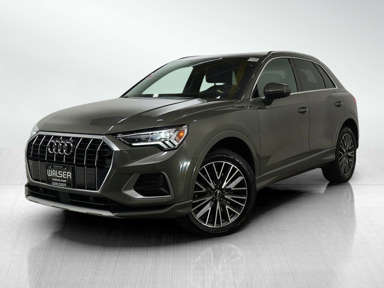 2021 Audi Q3 Premium Plus's photo