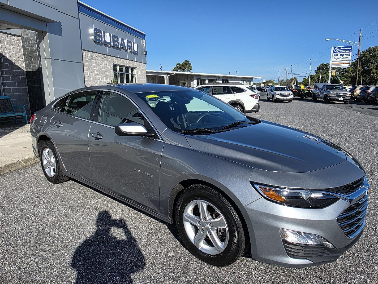 2024 Chevrolet Malibu 1LT photo 3