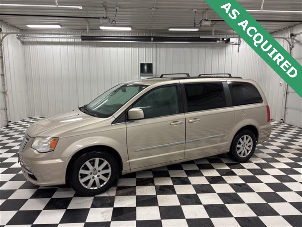 2014 Chrysler Town & Country Touring