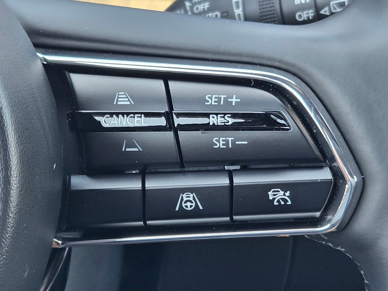 2025 Mazda CX-70 Premium Plus photo 24