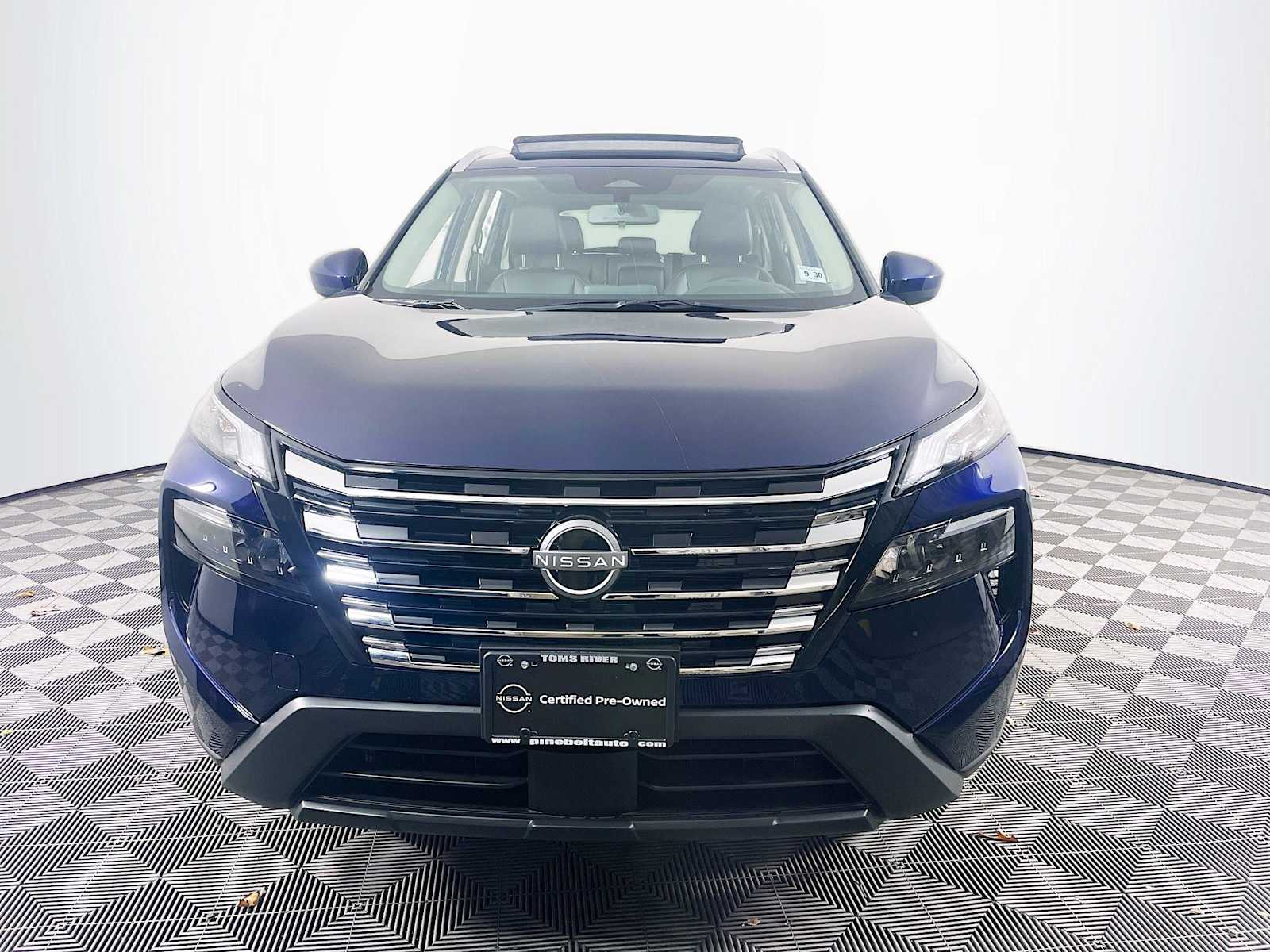 2026 Nissan Rogue SV photo 3