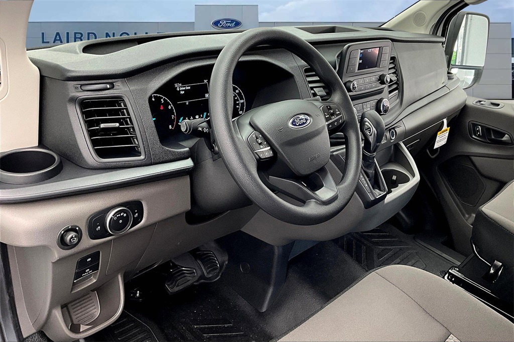 2025 Ford Transit Cargo Van photo 6
