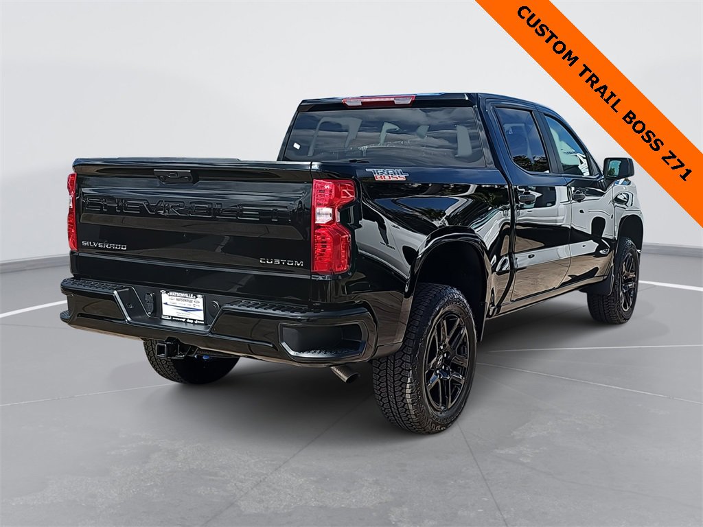 2025 Chevrolet Silverado 1500 Custom Trail Boss photo 3