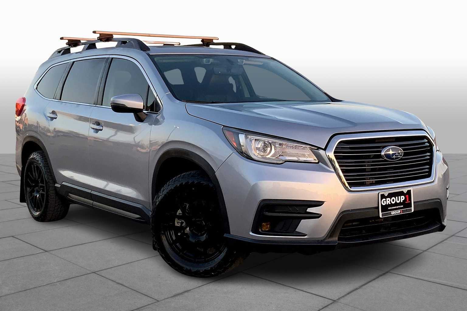 2021 Subaru Ascent Limited photo 2