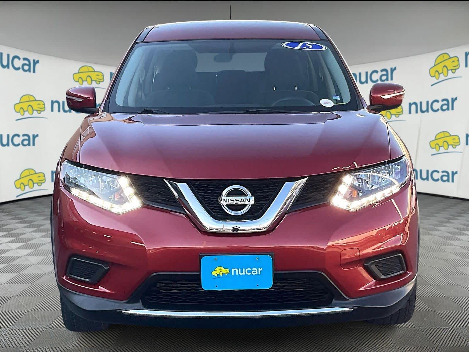 2015 Nissan Rogue AWD S photo 2